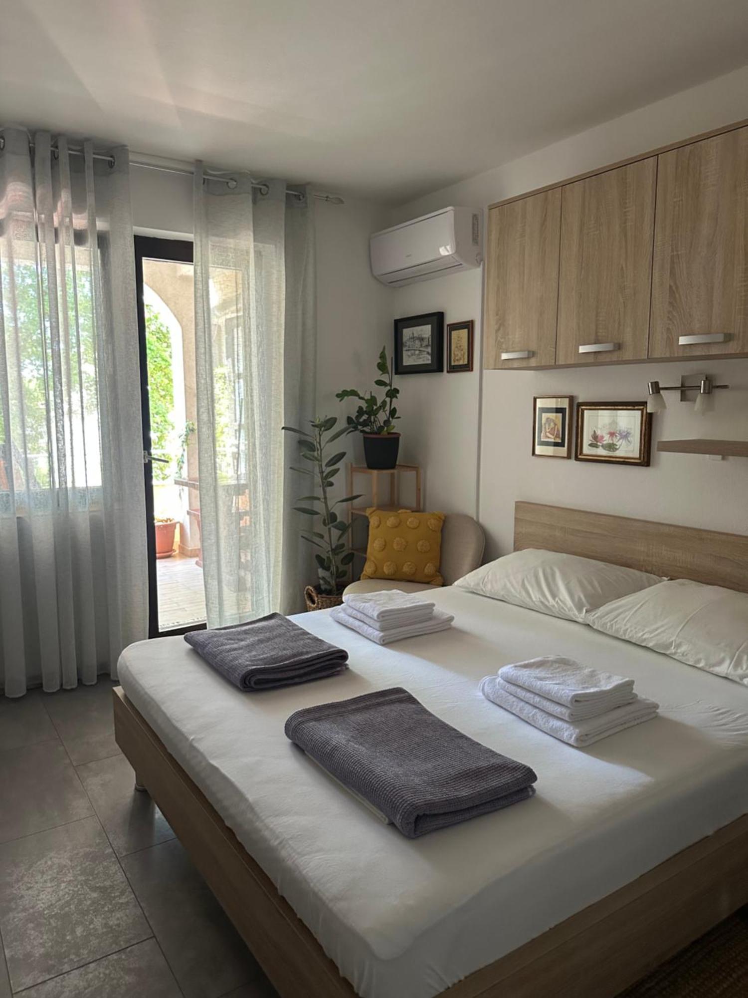Studio Apartman Stefanija Selce Exteriör bild